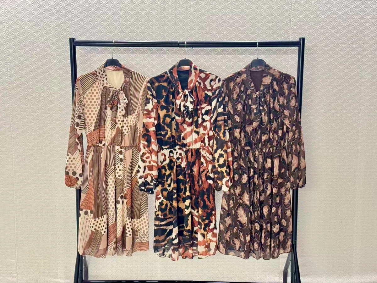 Robe col lavallière imprimé taille élastique 2