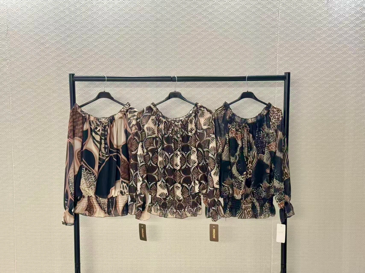 Blouse imprimé épaulées dénudées doublure viscose 2
