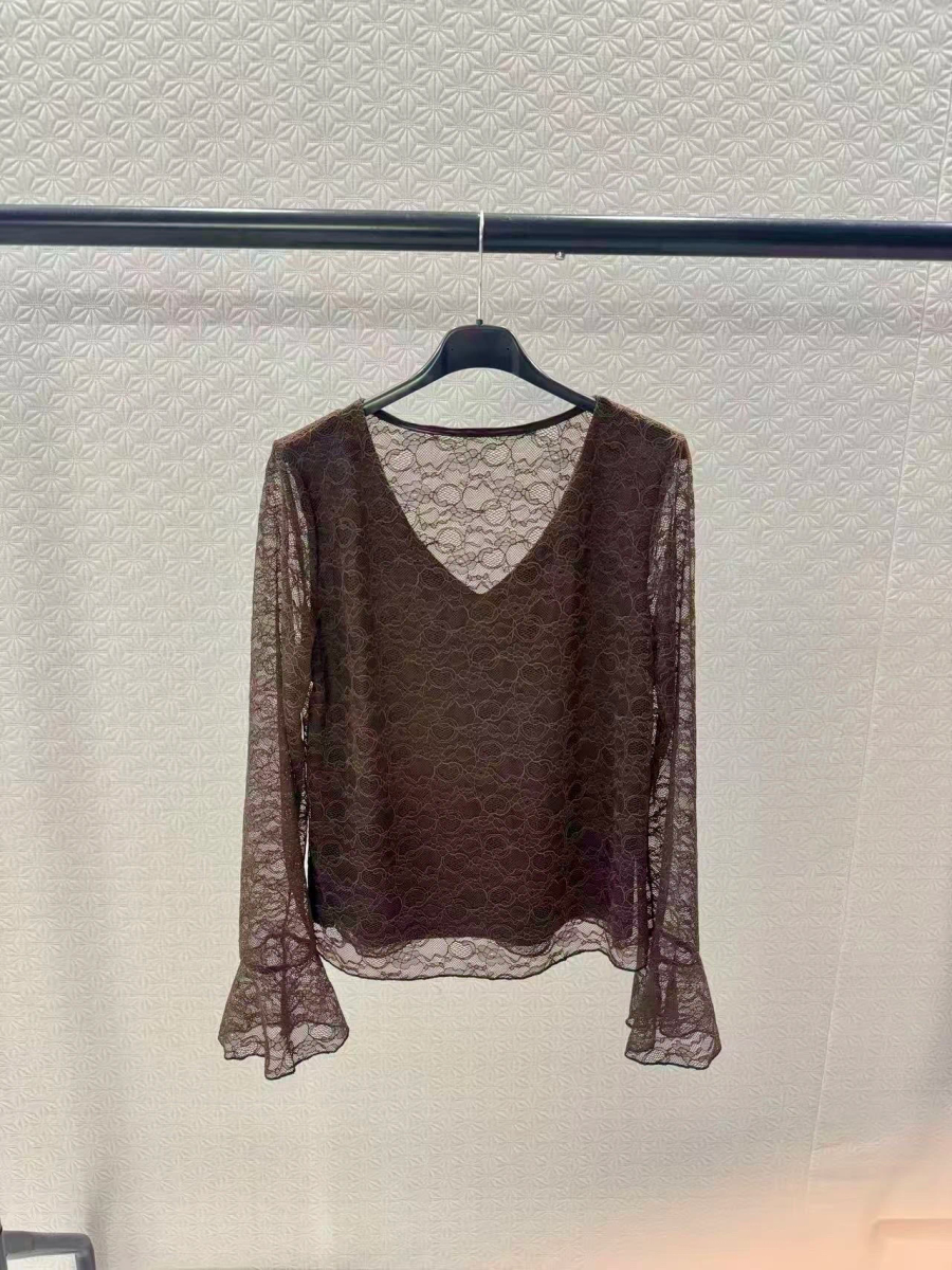 Blouse col V dentelle avec doublure 2