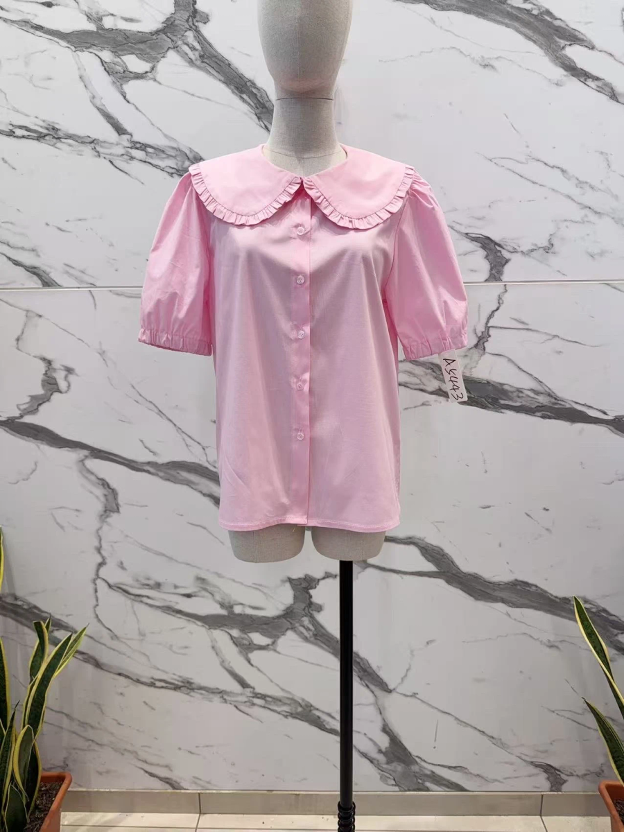 Shirt with ruffled peter pan collar and puffed sleeves 2