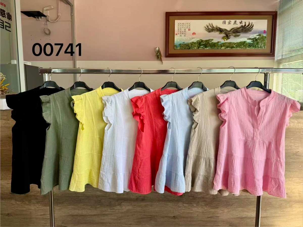 Loose cotton gauze top with ruffles 2
