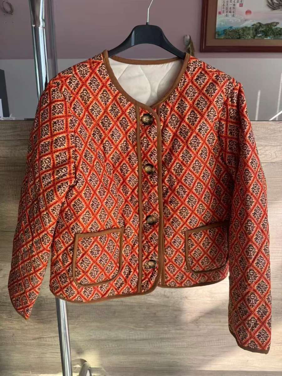 Veste matelassée à imprimé losanges et finitions contrastées 2