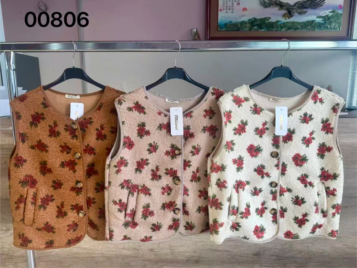 Gilet Teddy avec poches motifs fleuris 2