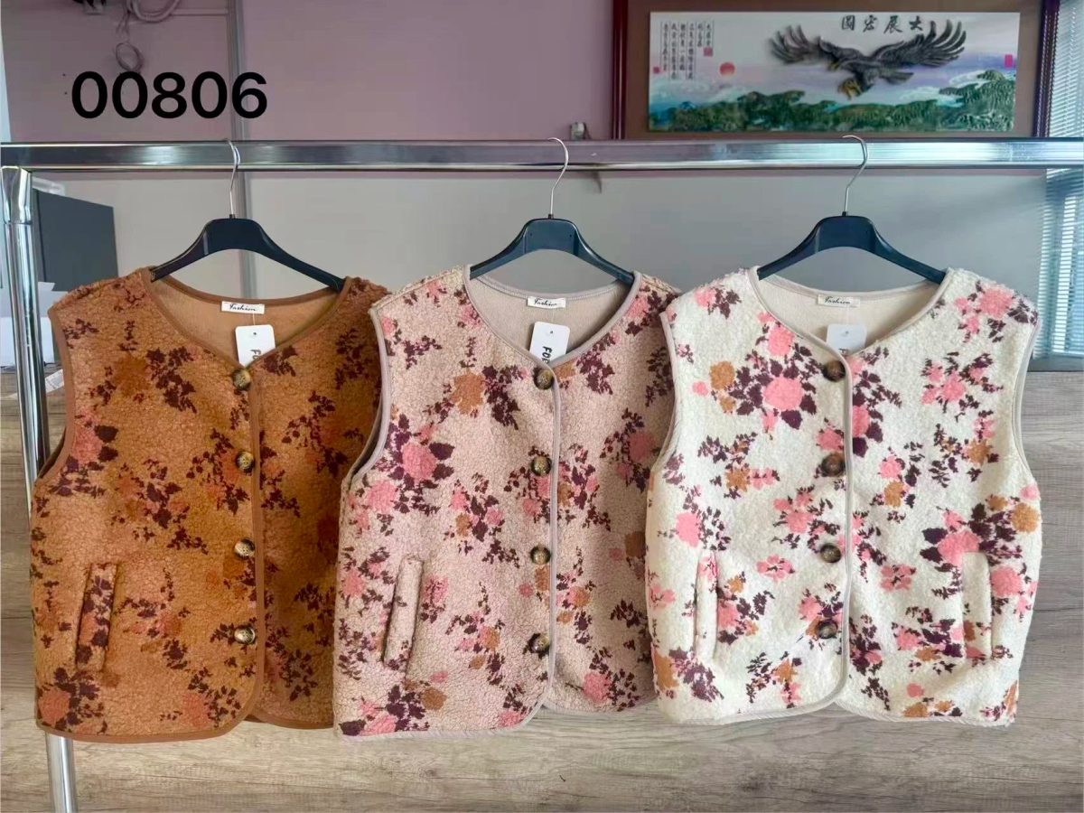 Gilet Teddy avec poches motifs fleuris 2
