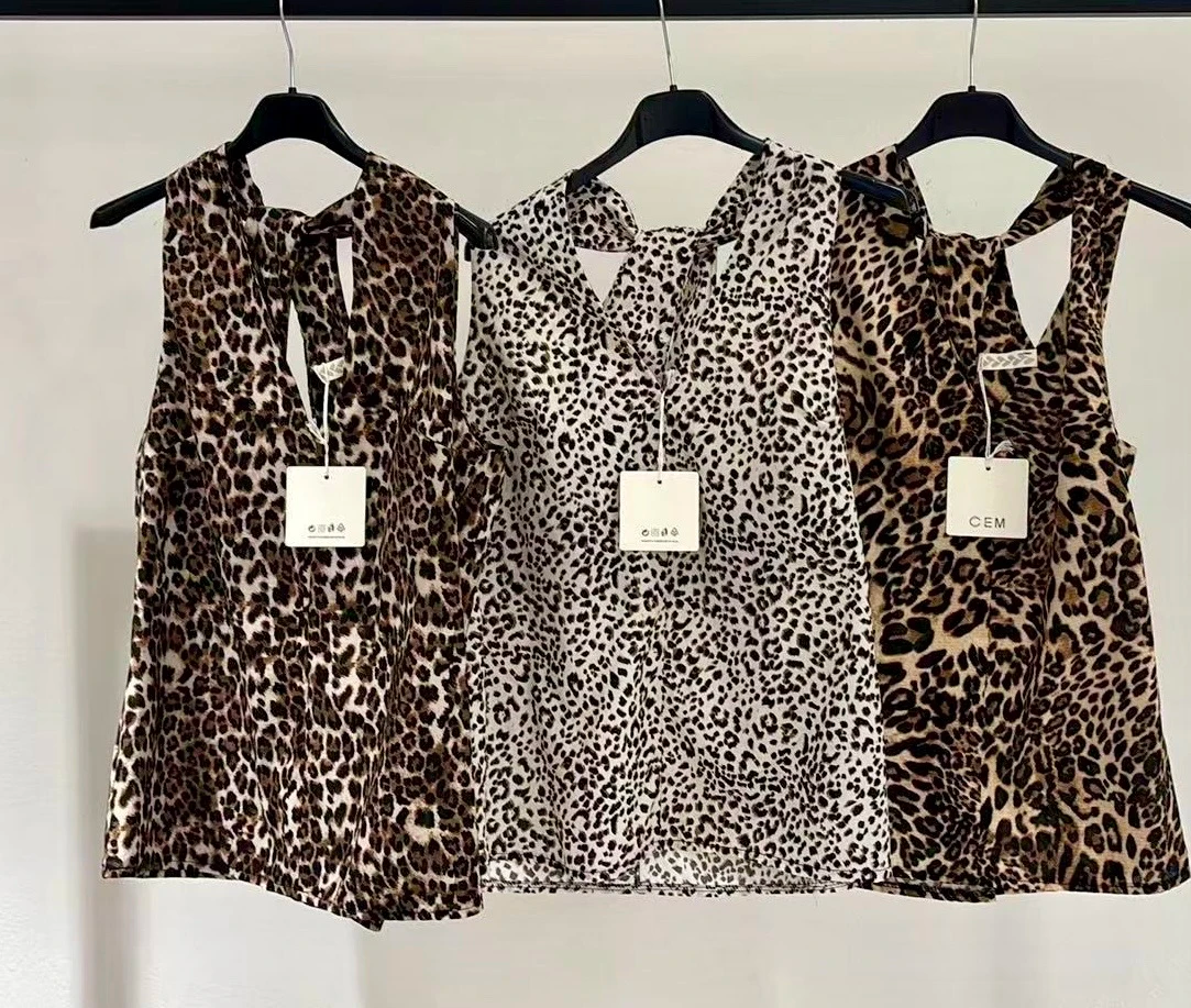 Leopard print cotton top with plunging v-neck, bow at the back 2